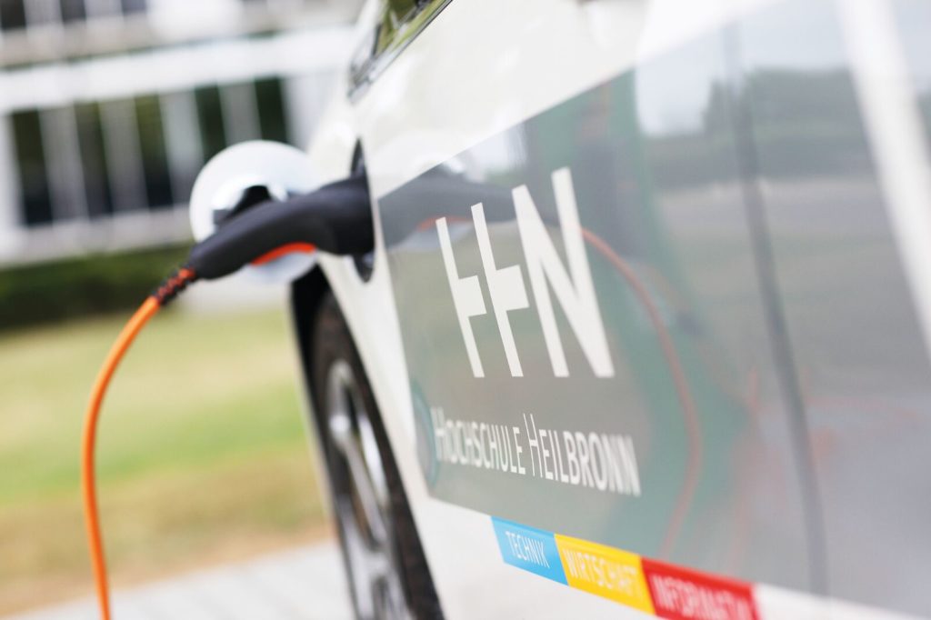 Nachhaltigkeit an der Hochschule Heilbronn - Elektrohybridfahrzeug