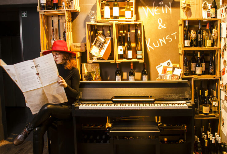 Portrait Piano Wine Bar Heilbronn - Klavier