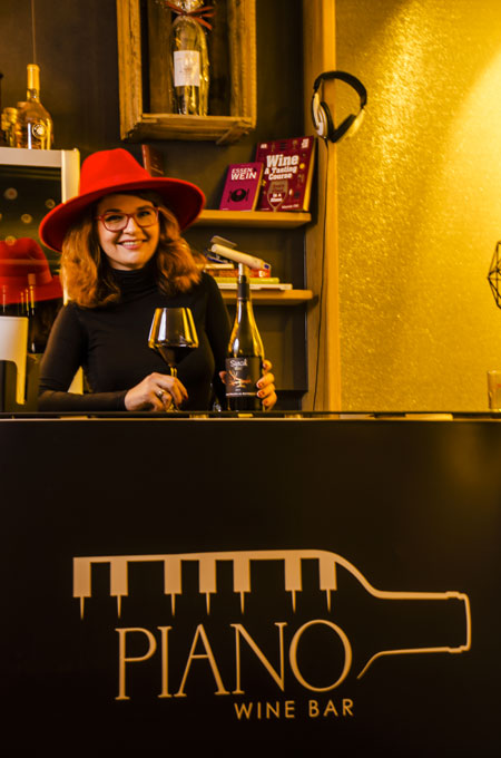 Portrait Piano Wine Bar Heilbronn - Theke
