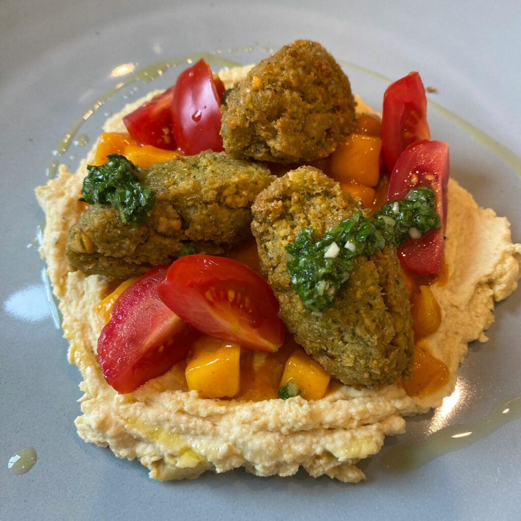Gebackene Falafel, Hummus & Mangosauce - Rezept