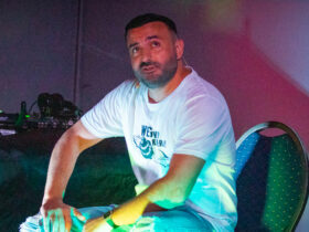 Der Comedian Luan Comedy bei einem Auftritt im k2acht Heilbronn (1)