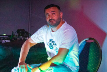 Der Comedian Luan Comedy bei einem Auftritt im k2acht Heilbronn (1)