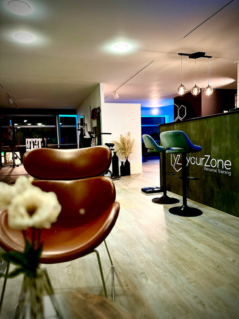 Bar-Bereich der yourZone Personal Training Lounge in Heilbronn