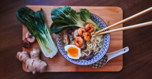 Ramen Nudeln mit Garnelen: Das Rezept von Phonk-Redakteurin Sarah