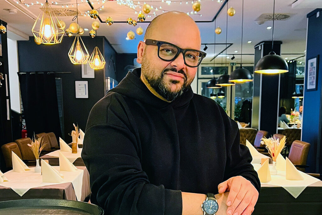 Babak Samangi