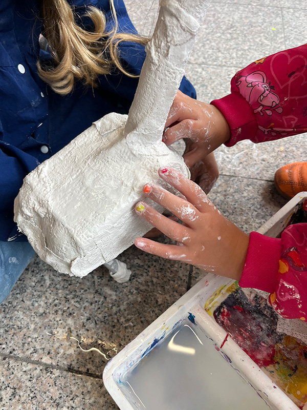 Töpfern in der Kunstwerkstatt