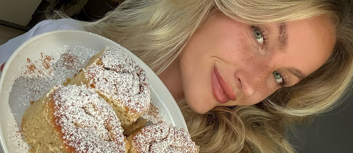 Sophie von SOPHITNESS teilt ihr Rezept für Protein-Zimtschnecken